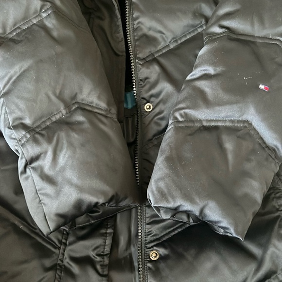Tommy Hilfiger | Long Black Puffer Jacket - Picture 10 of 12